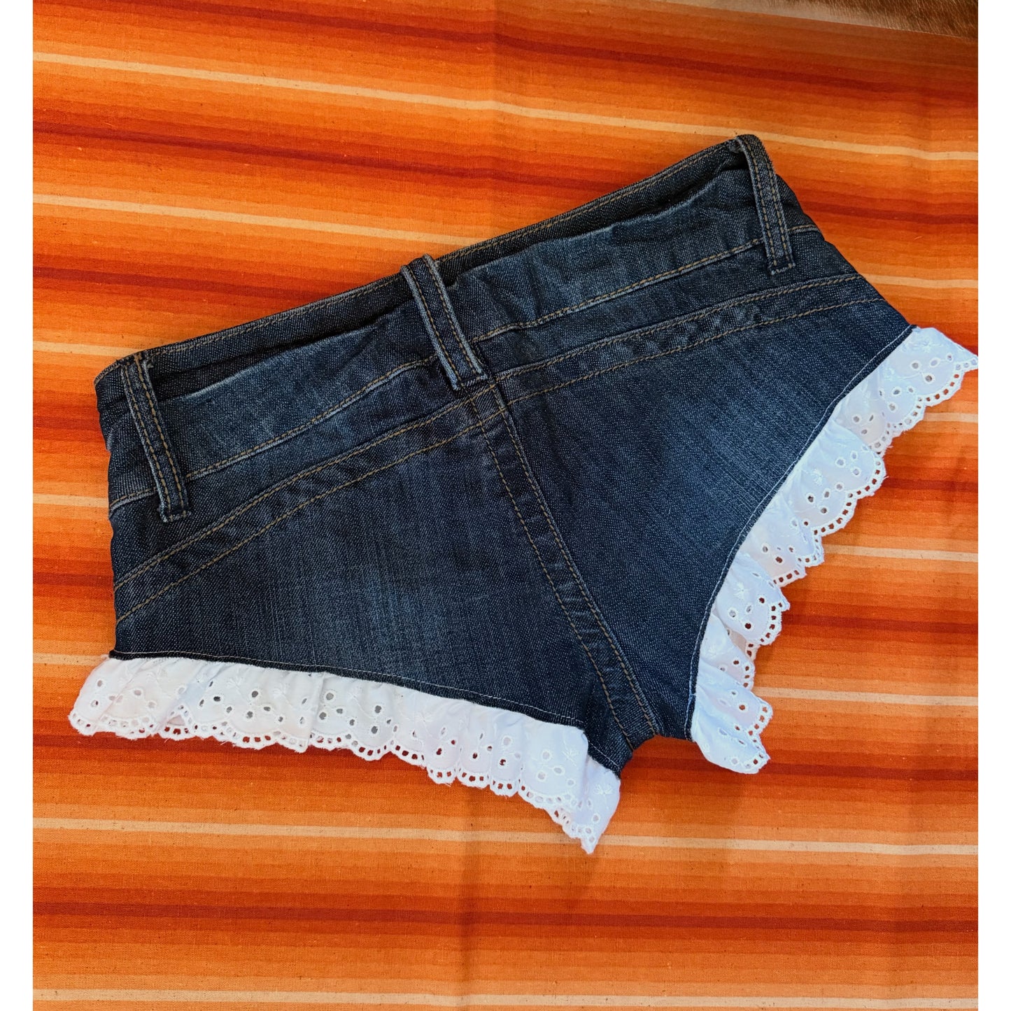 Low Rise Lace Denim Booty Shorts Size 4
