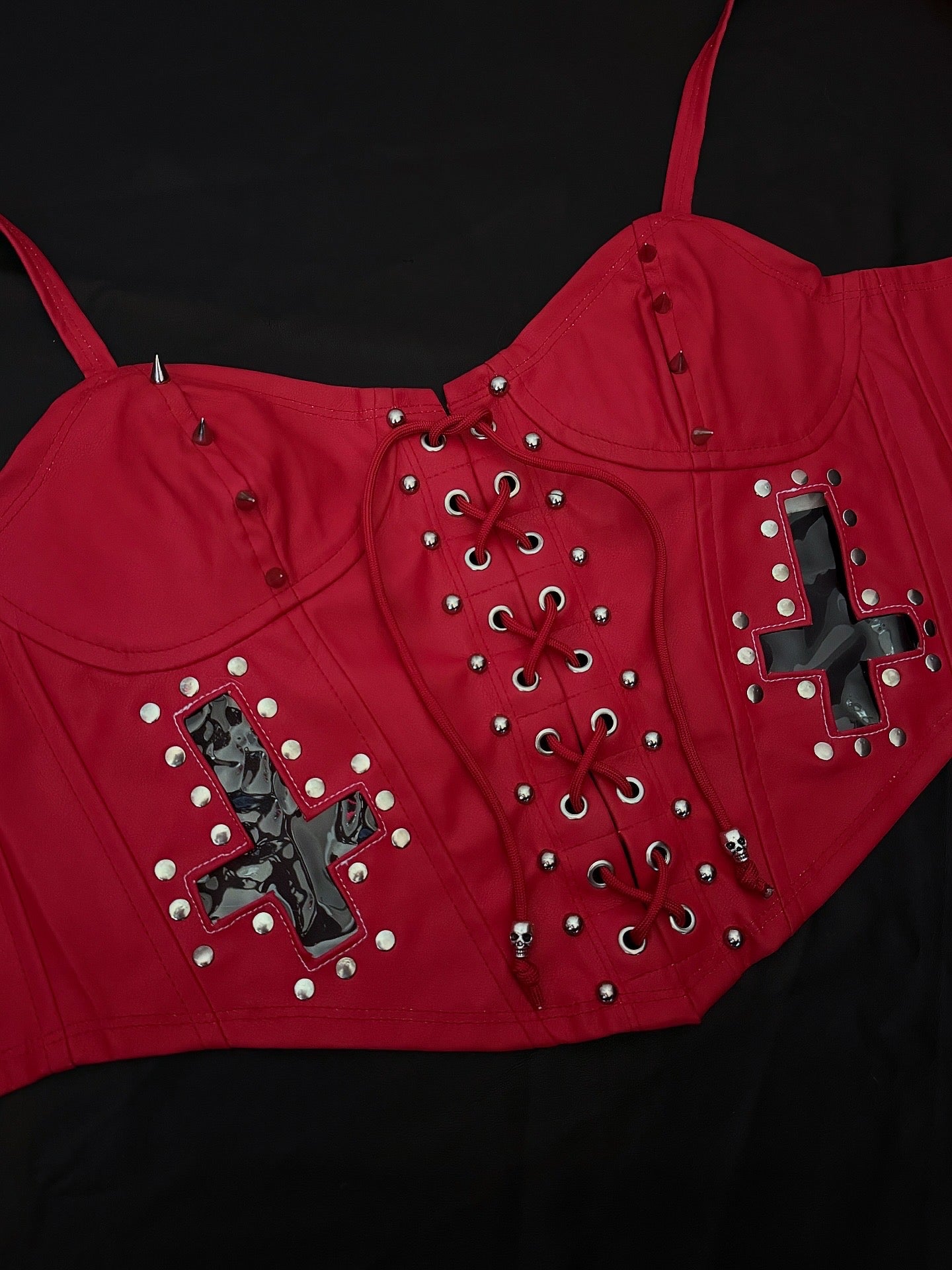 Hell Raiser Lace up Size M