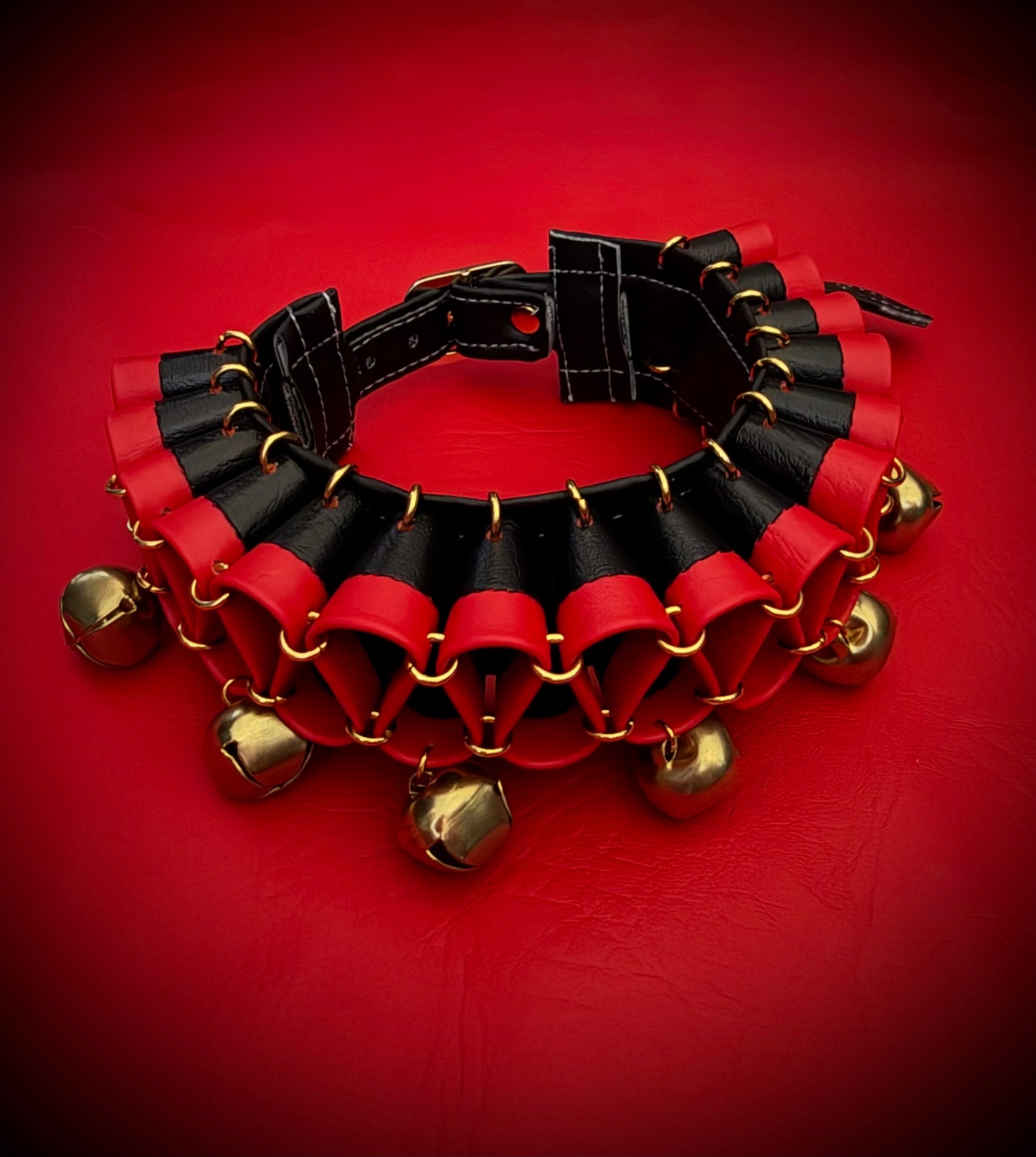 Queen of Clowns Collar