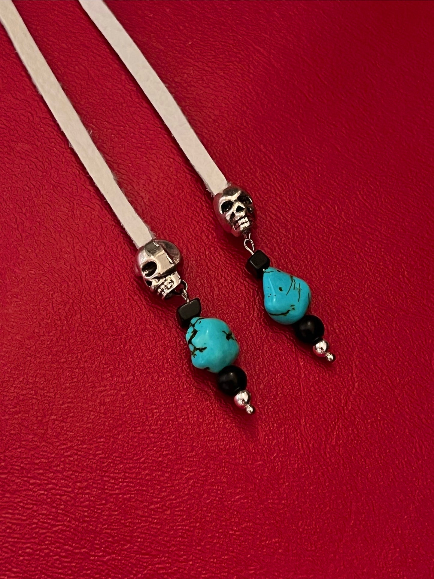 Rambler Choker White