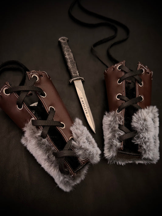 The Huntress Arm Bracers (Pair)